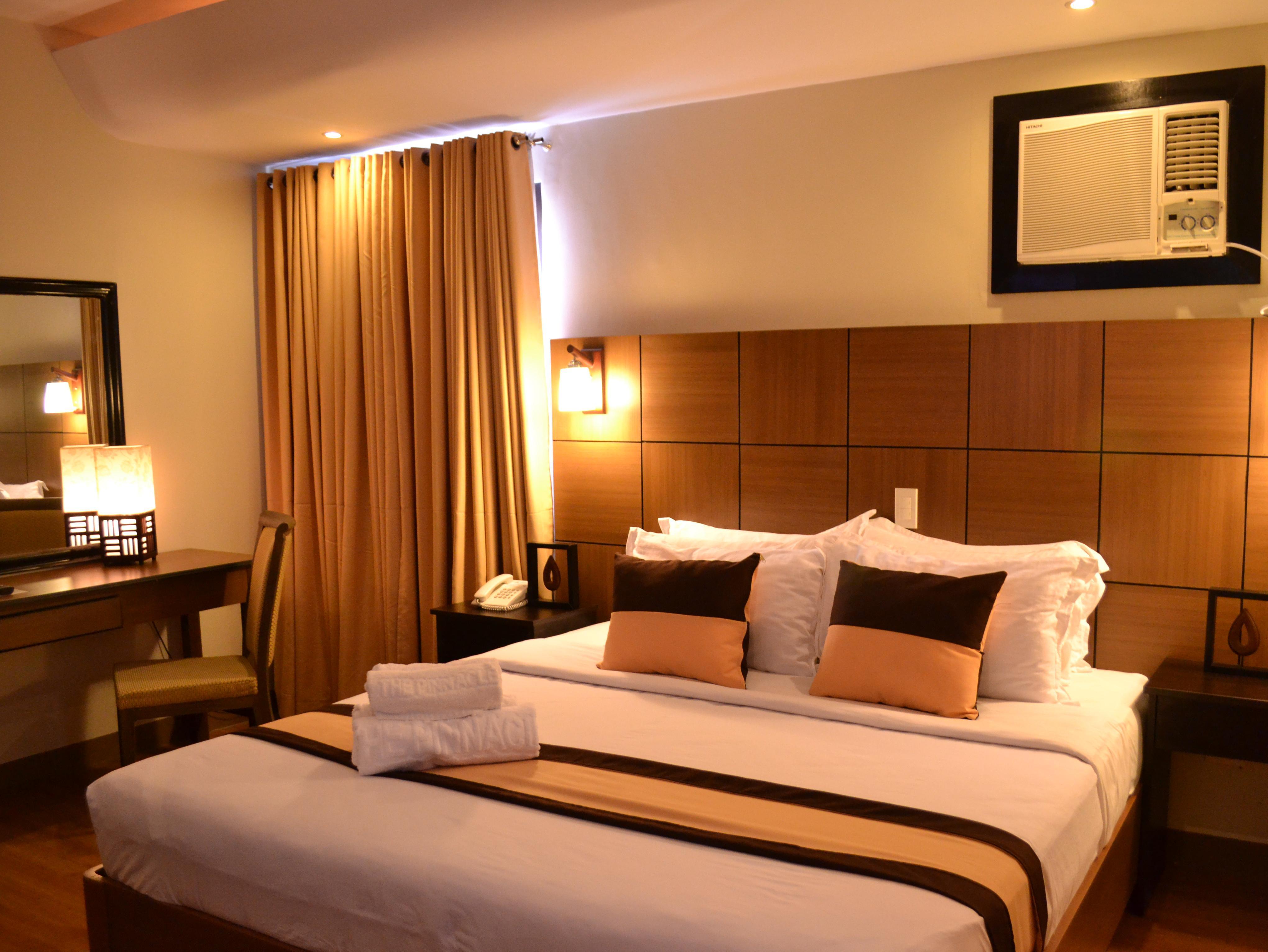 The Pinnacle Hotel And Suites Davao City Exterior foto