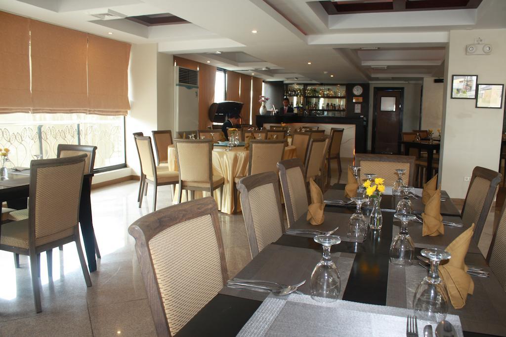 The Pinnacle Hotel And Suites Davao City Exterior foto